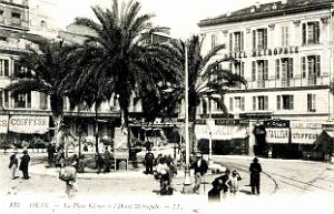 Oran - Place Kleber et Hotel Metropole